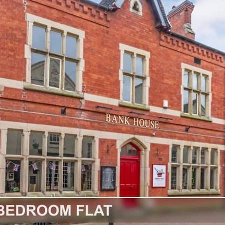 Bank House Apartments Stafford Town Centre Экстерьер фото